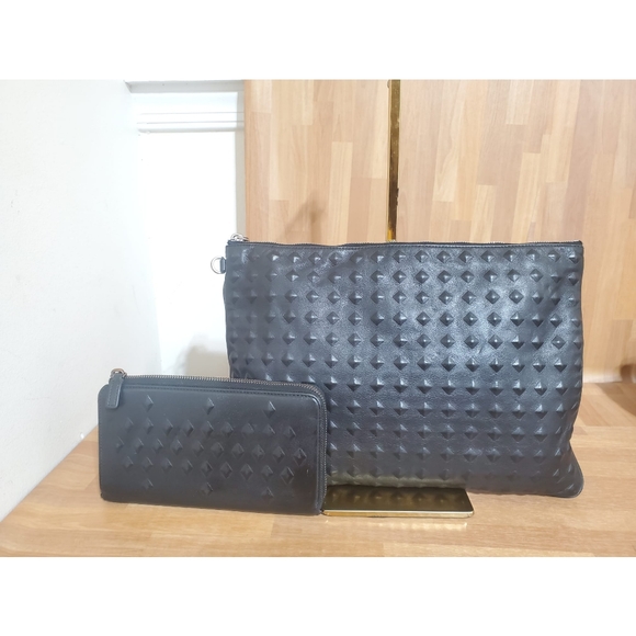 MCM Tantris Embossed Leather Large Pouch Black & Wallet - Picture 2 of 11